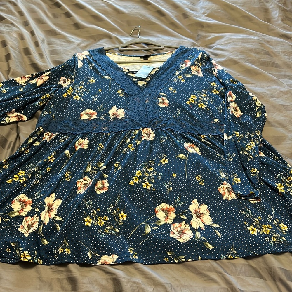 Torrid Floral Top 4x